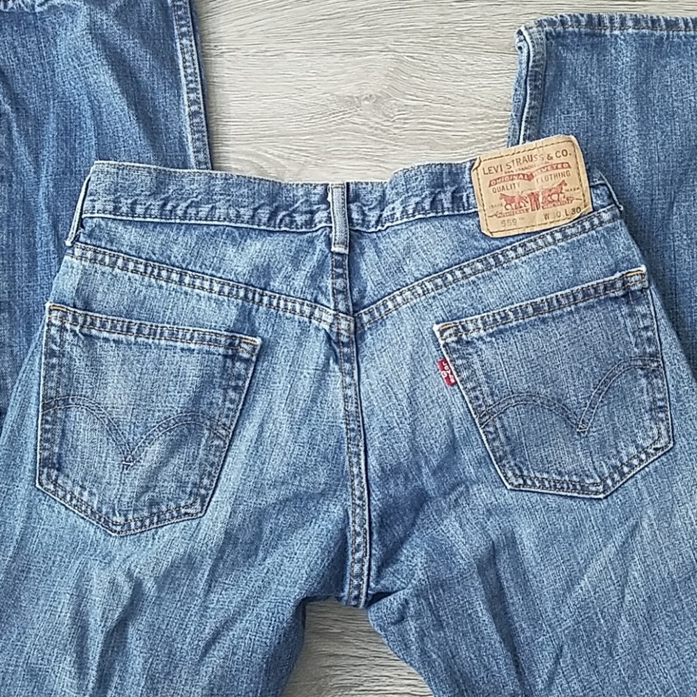 🎉HP🎉Levi's Relaxed Straight Denim jeans 30x30 - Picture 2 of 4